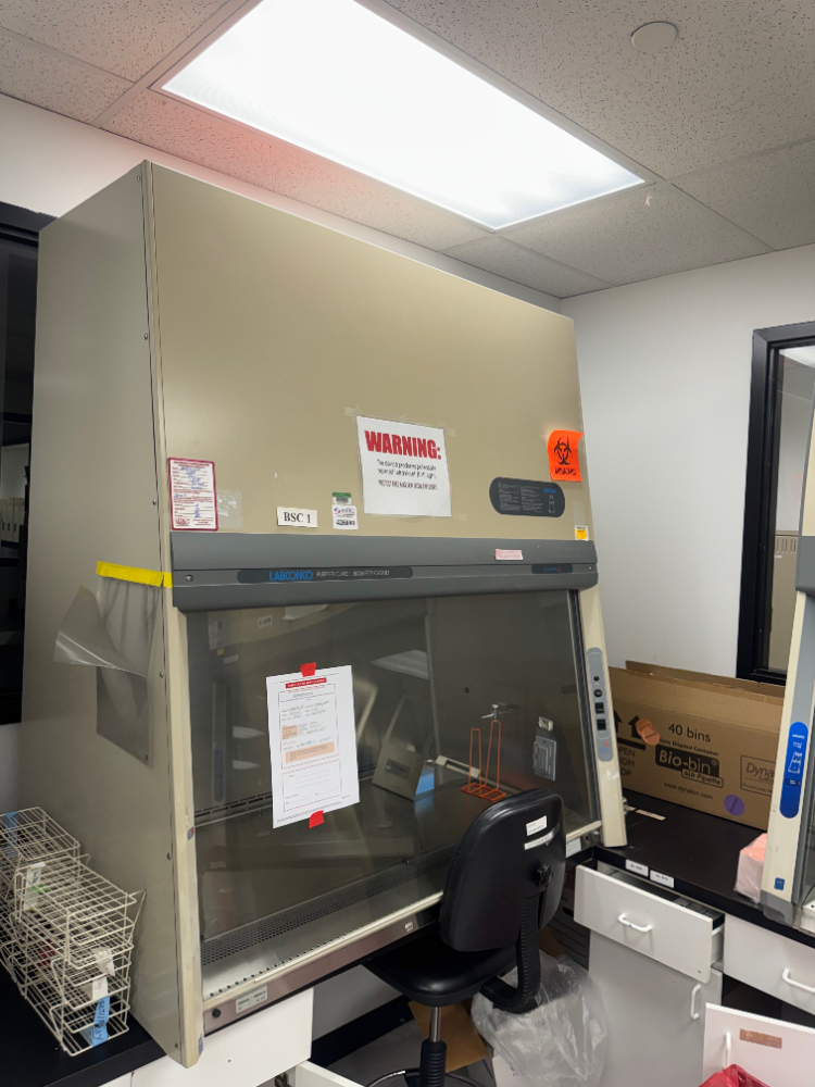 Image of Labconco Purifier 4' BioSafety Cabinet
